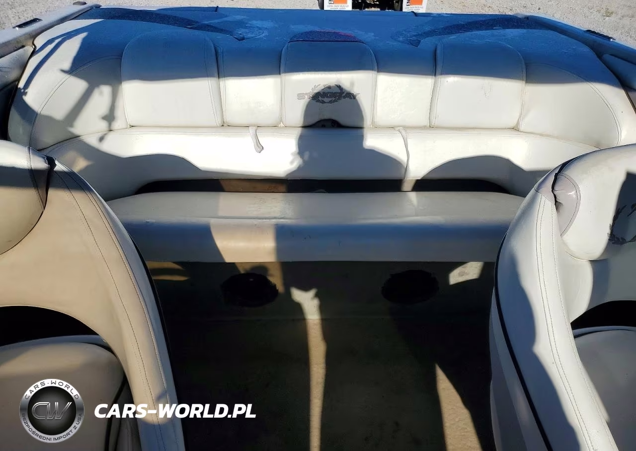 2006 Stingray Boat VIN:PNYUSZ8DF606 - 10