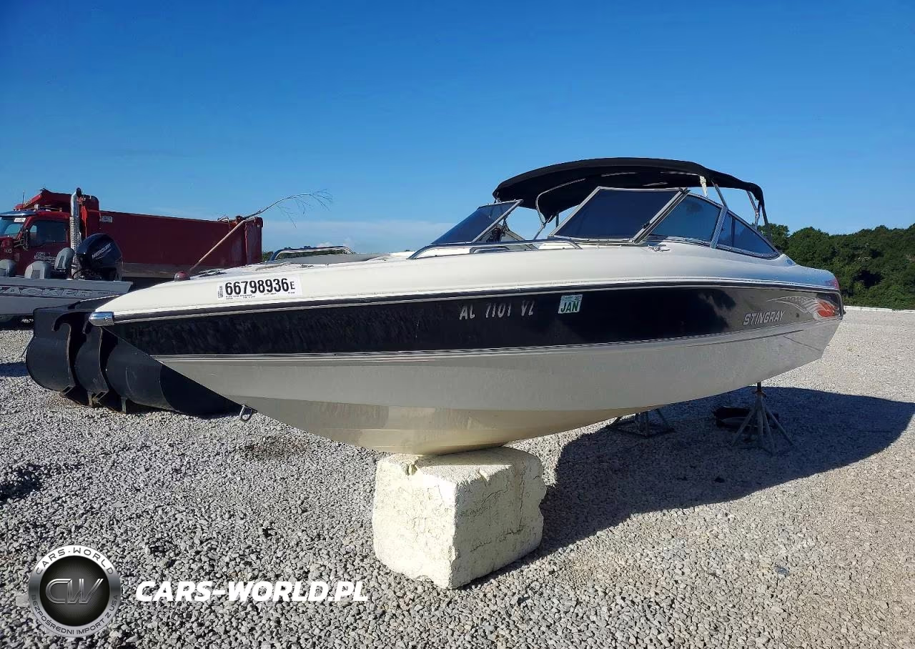 2006 Stingray Boat VIN:PNYUSZ8DF606 - 2
