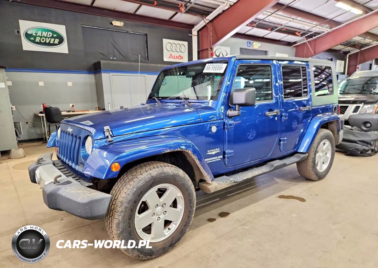 2010 Jeep Wrangler Unlimited Sahara – zdjęcie 1 z 12