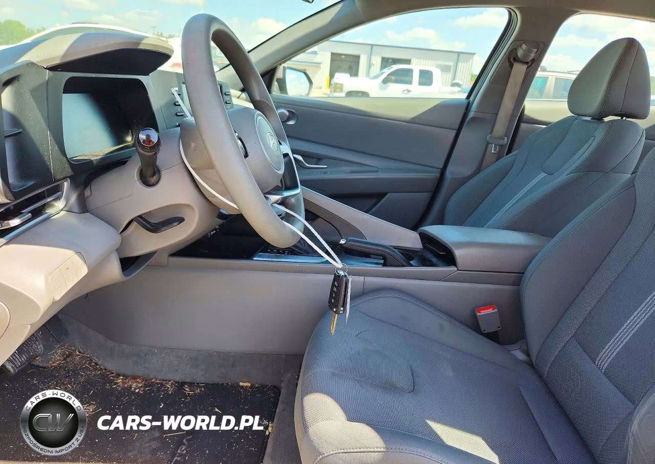 2024 Hyundai Elantra Se VIN:KMHLL4DG2RU744591 - 7