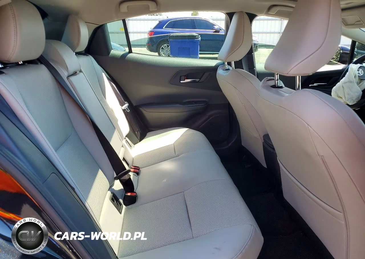 2024 Toyota Prius Xle VIN:JTDACAAU5R3031016 - 11