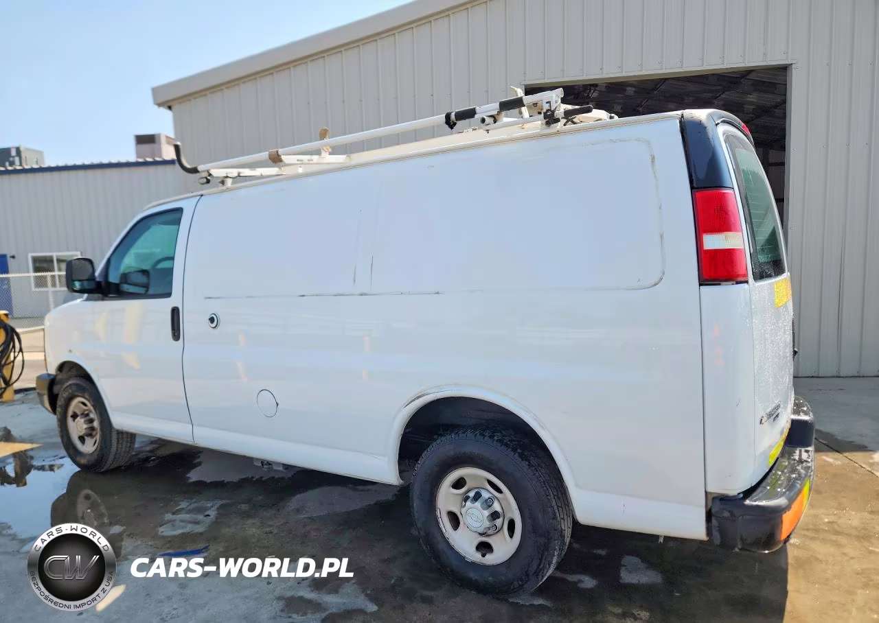 2015 Chevrolet Express VIN:1GCWGFCFXF1222444 - 2