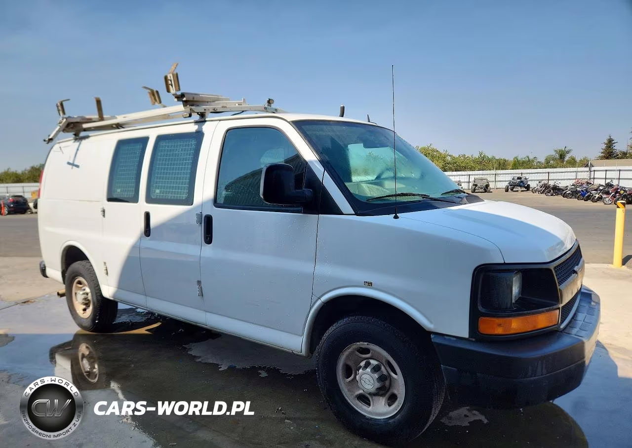 2015 Chevrolet Express VIN:1GCWGFCFXF1222444 - 4