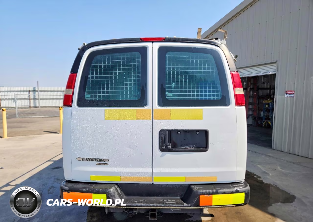 2015 Chevrolet Express VIN:1GCWGFCFXF1222444 - 6