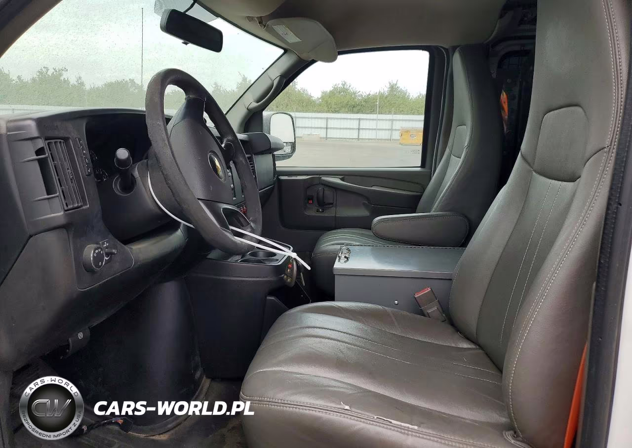 2015 Chevrolet Express VIN:1GCWGFCFXF1222444 - 7