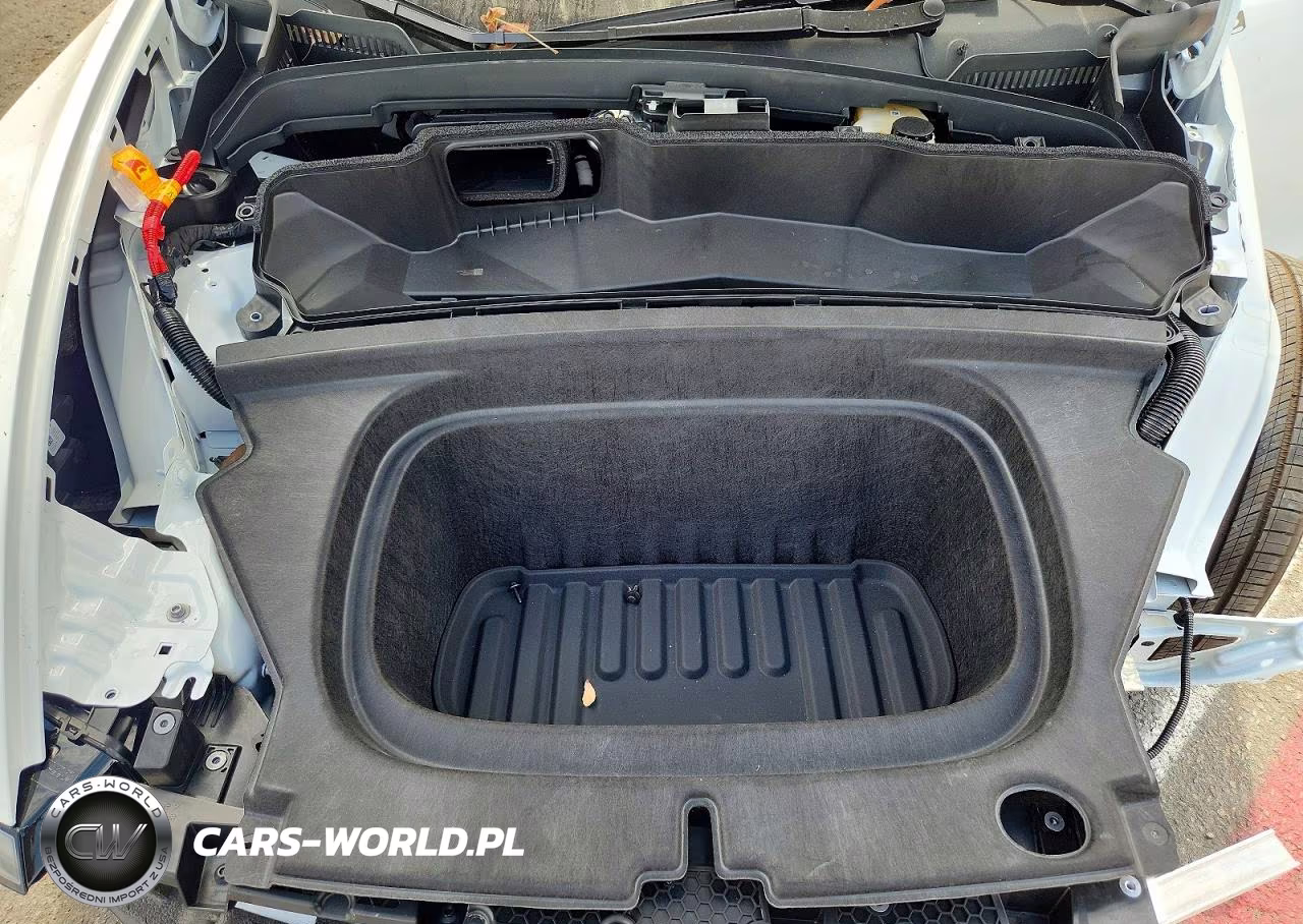 2026 Tesla Model Y VIN:7SAYGDED4TA693047 - 12
