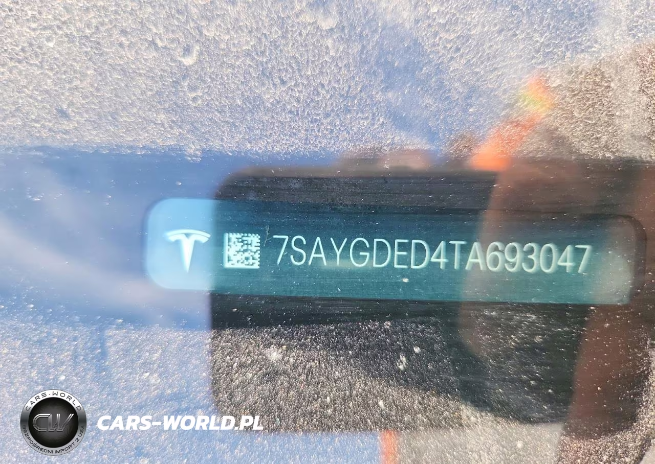 2026 Tesla Model Y VIN:7SAYGDED4TA693047 - 14