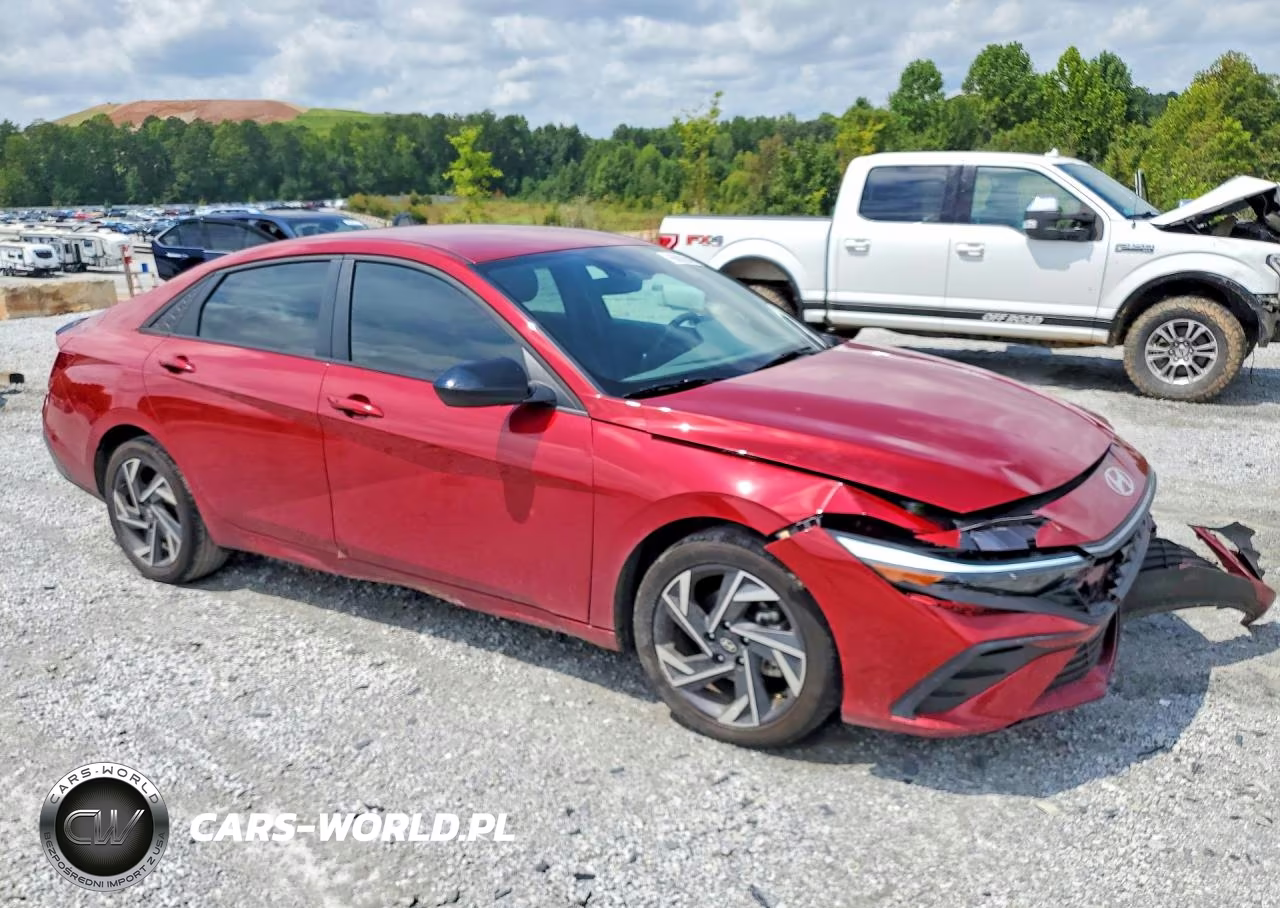 2025 Hyundai Elantra Sel Sport VIN:KMHLM4DG7SU031415 - 4