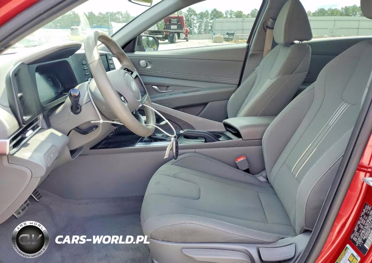 2025 Hyundai Elantra Sel Sport VIN:KMHLM4DG7SU031415 - 7