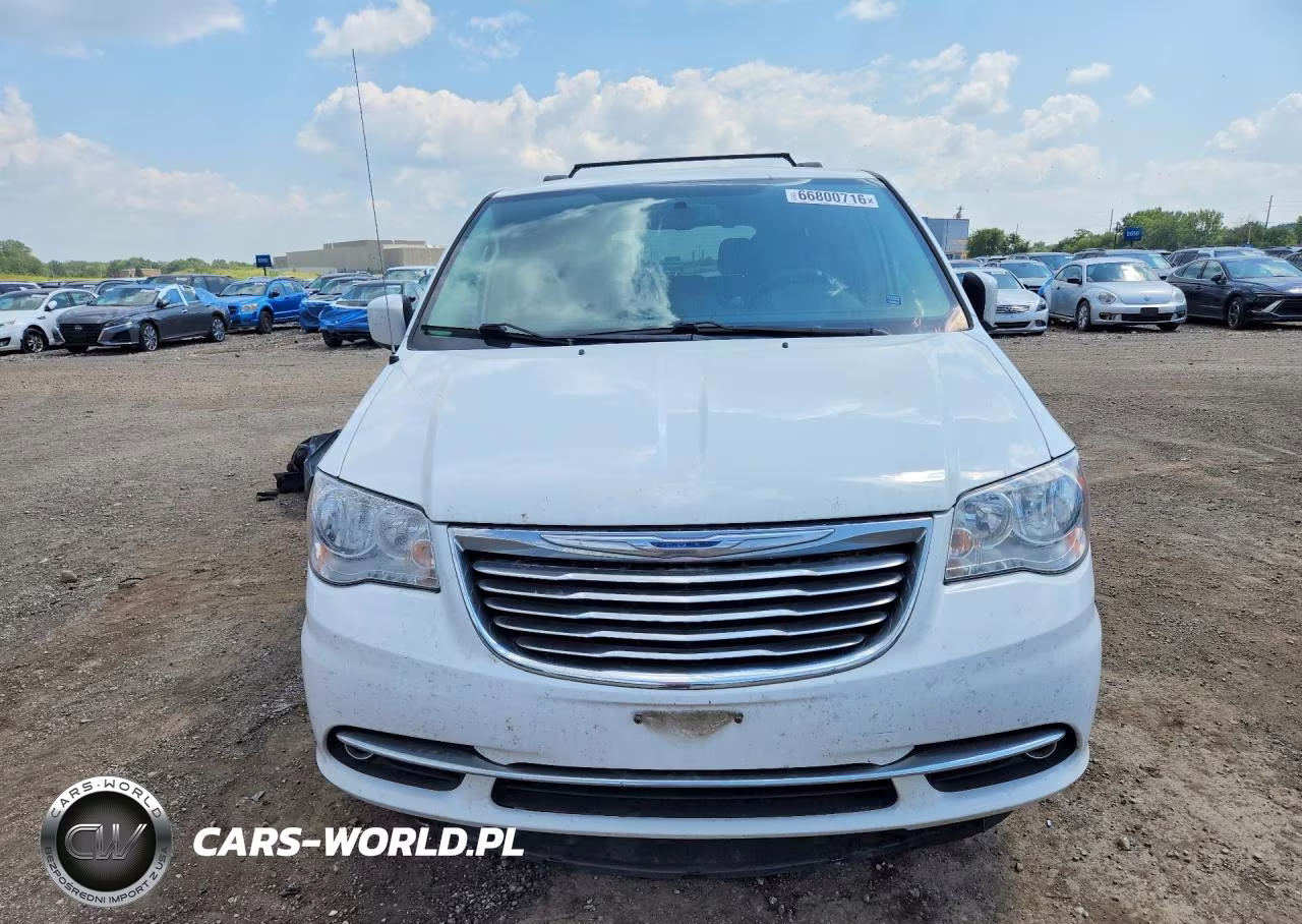 2015 Chrysler Town & Country Touring VIN:2C4RC1BG4FR754449 - 5