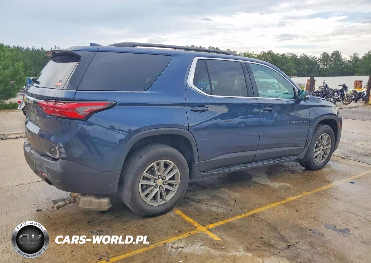 2023 Chevrolet Traverse Lt VIN:1GNERGKWXPJ281435 - 3