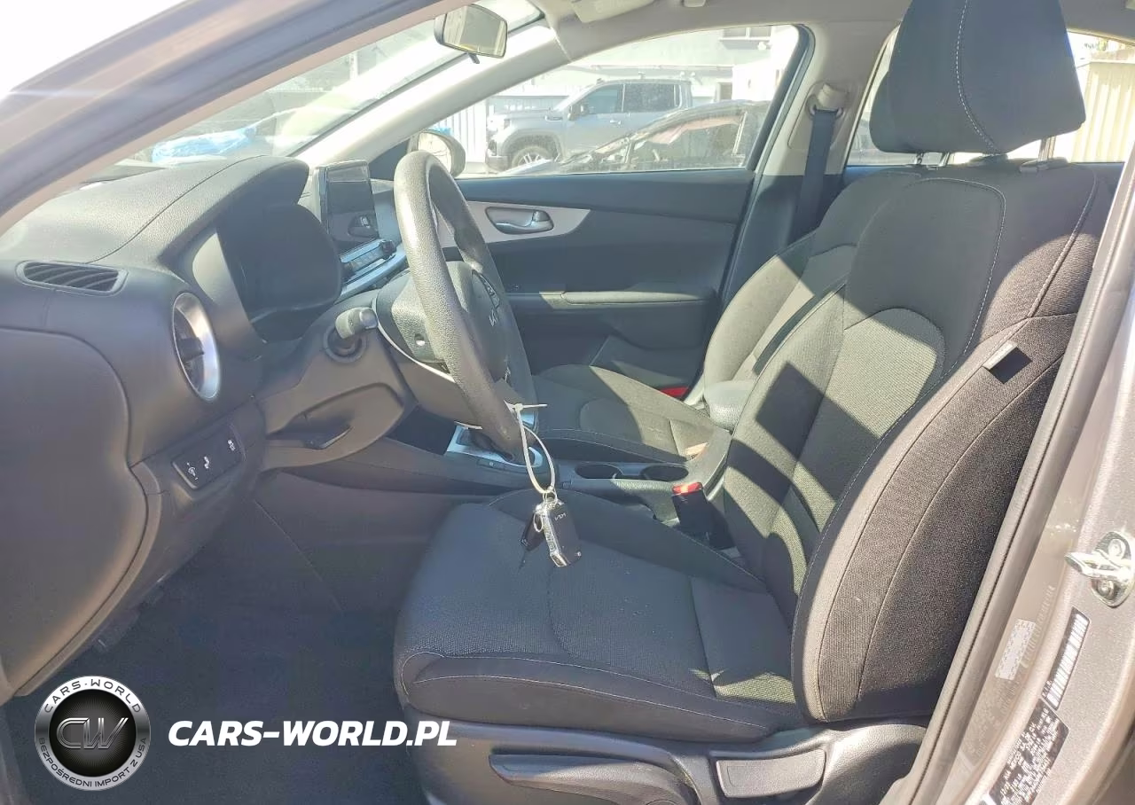 2024 Kia Forte Lxs VIN:3KPF24AD6RE734451 - 7