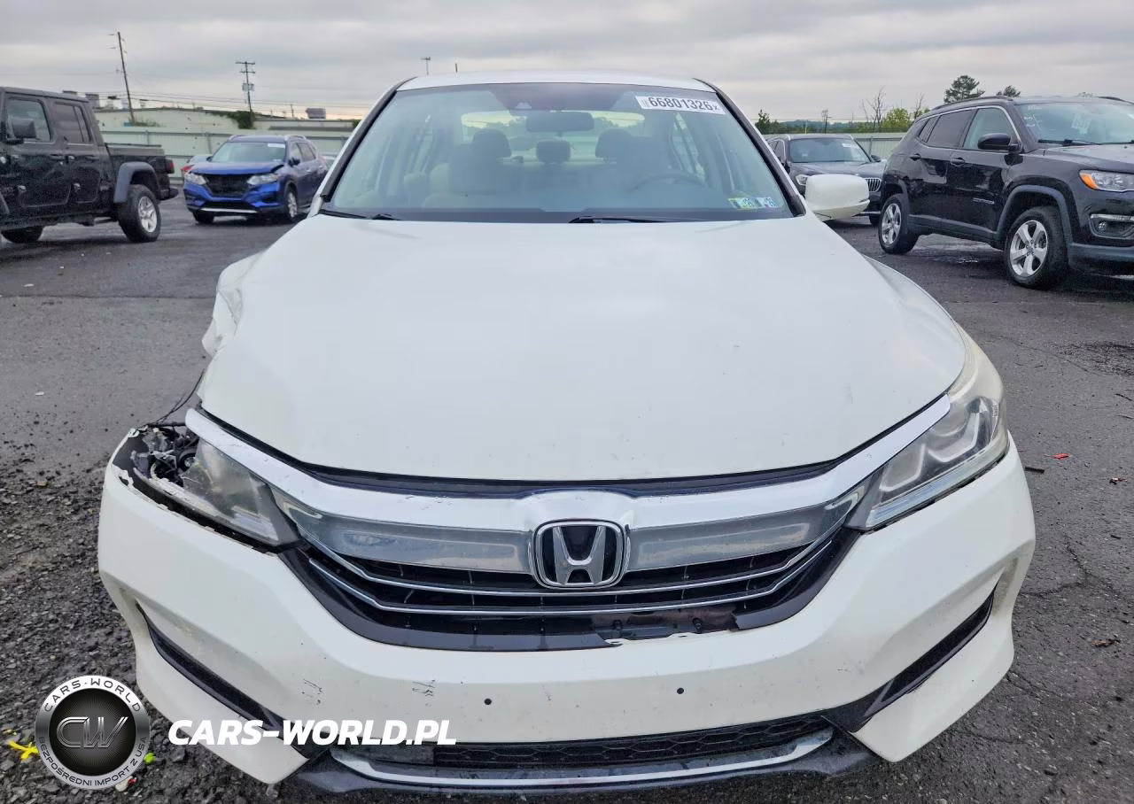 2017 Honda Accord Hybrid VIN:JHMCR6F38HC012770 - 5