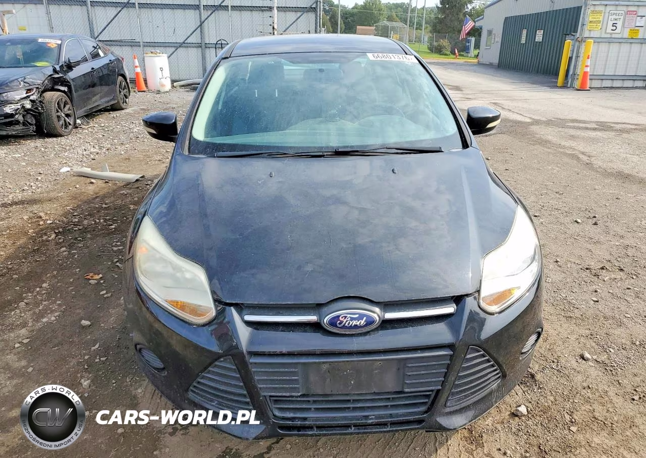 2014 Ford Focus Se VIN:1FADP3F26EL360487 - 5
