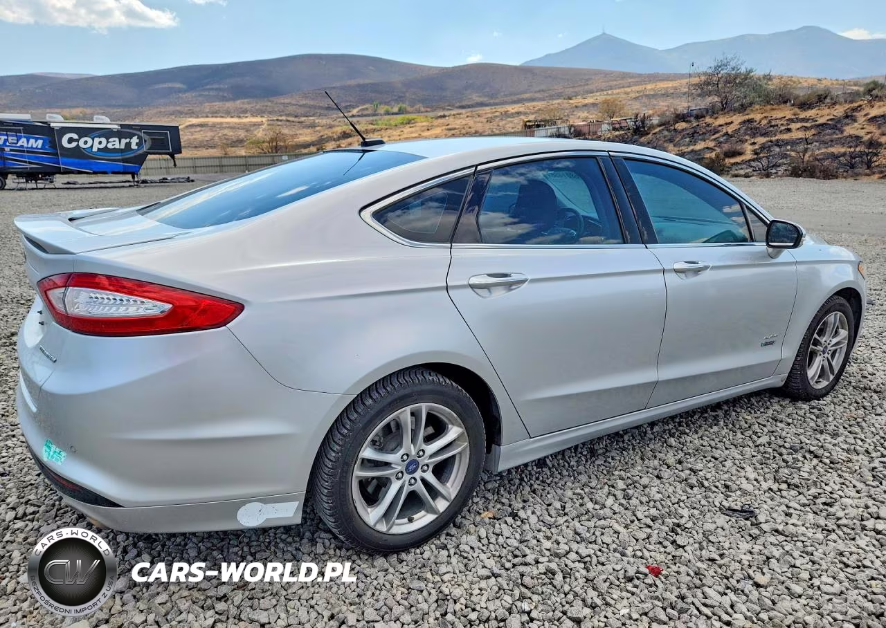 2016 Ford Fusion Titanium Phev VIN:3FA6P0SU7GR195875 - 3