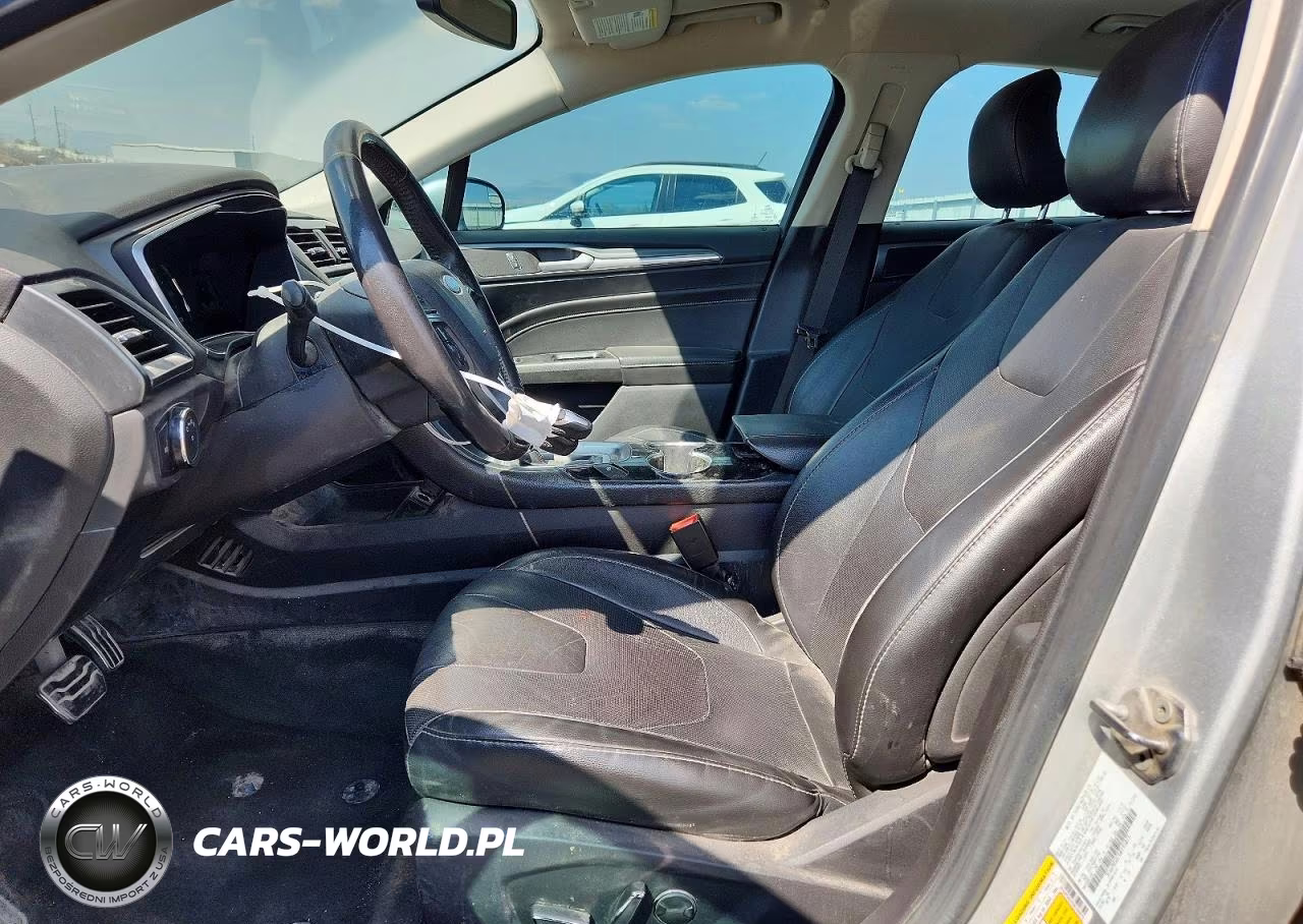 2016 Ford Fusion Titanium Phev VIN:3FA6P0SU7GR195875 - 7