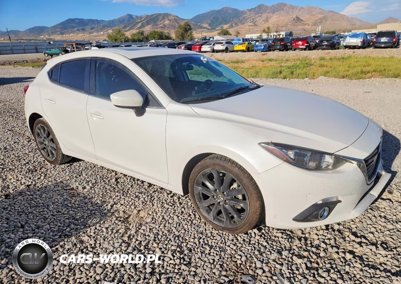 2015 Mazda 3 Touring VIN:JM1BM1L39F1238053 - 4