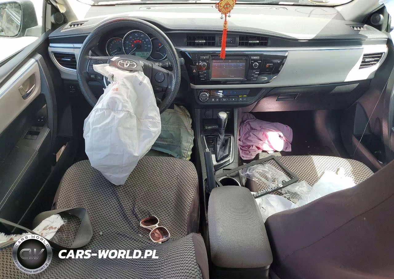 2015 Toyota Corolla Le Plus VIN:5YFBURHE2FP229487 - 8
