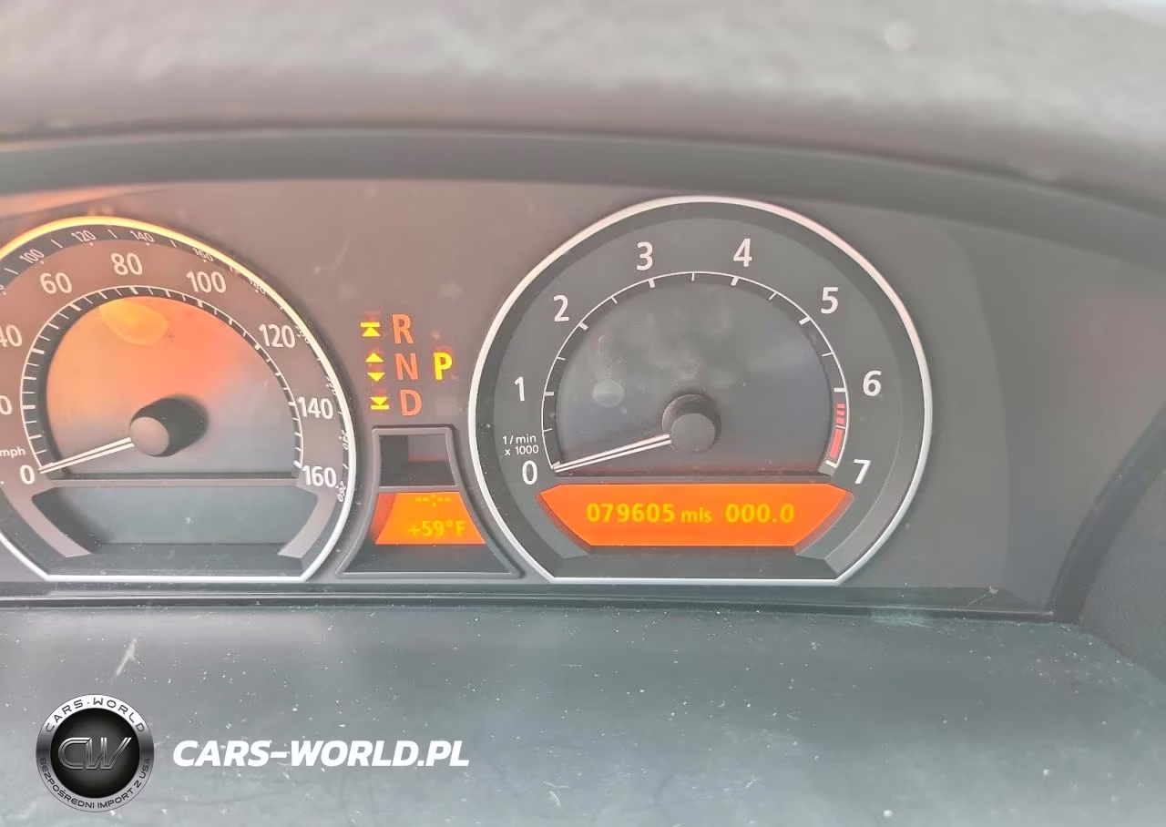 2007 BMW 750 VIN:WBAHN83547DT75013 - 9