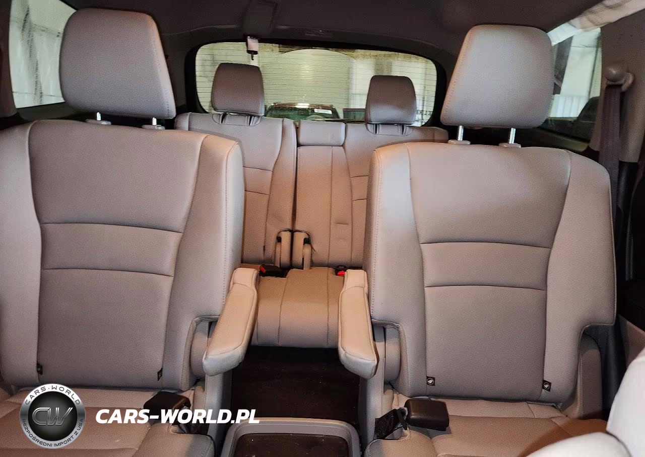 2019 Honda Pilot Touring VIN:5FNYF6H6XKB076505 - 10