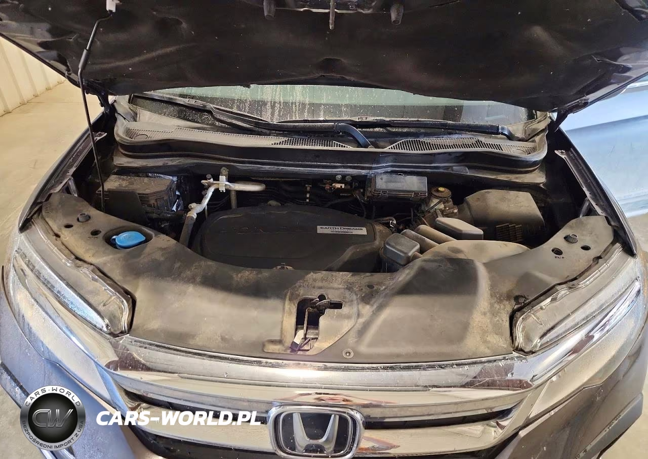 2019 Honda Pilot Touring VIN:5FNYF6H6XKB076505 - 12
