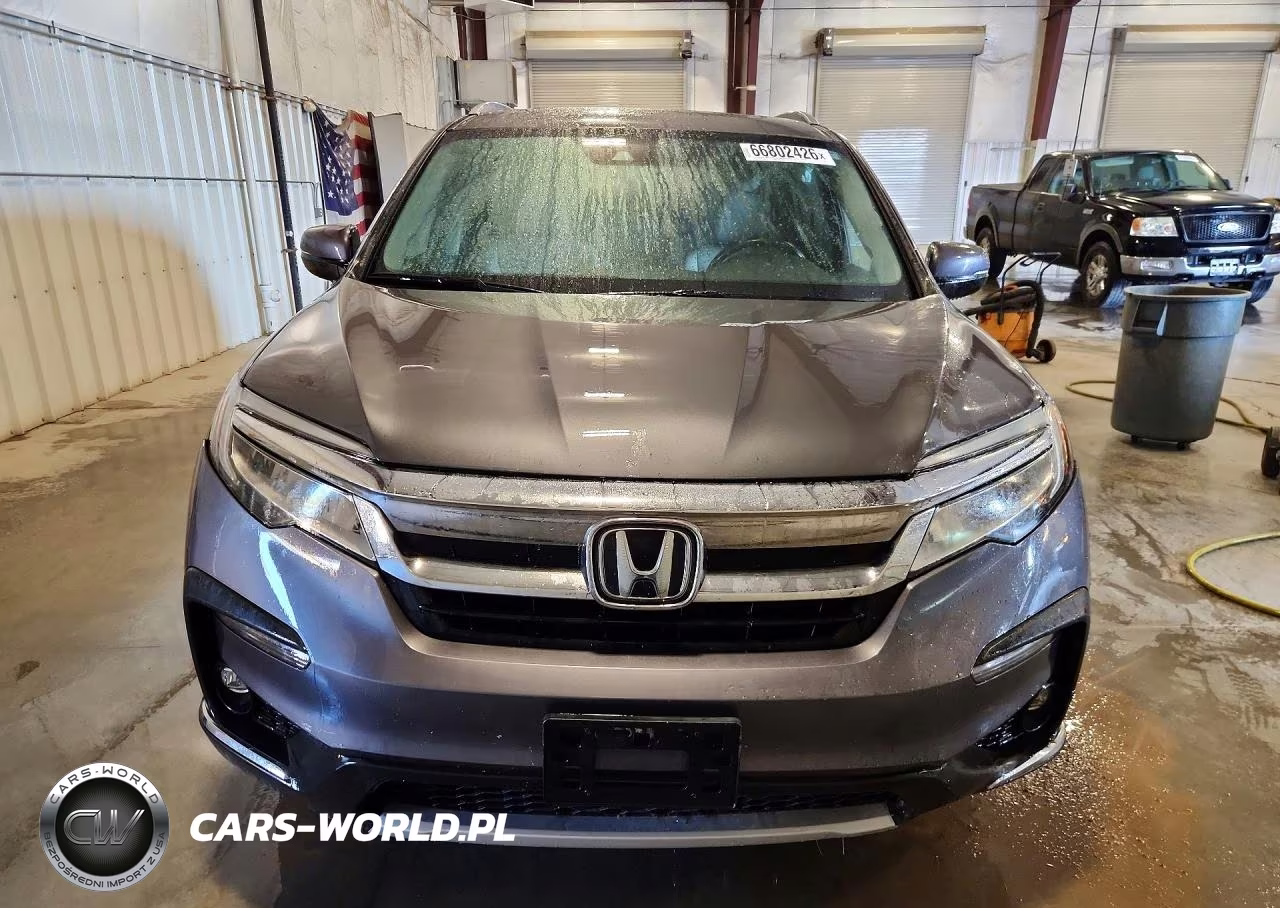 2019 Honda Pilot Touring VIN:5FNYF6H6XKB076505 - 5