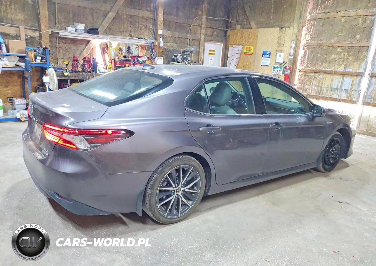 2021 Toyota Camry Xle VIN:4T1F31AK1MU021053 - 3