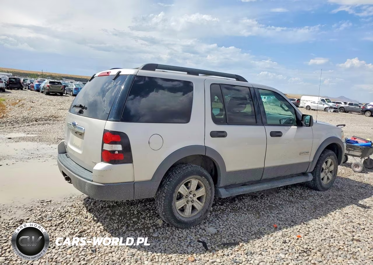 2006 Ford Explorer Xlt VIN:1FMEU73E06UB51346 - 3