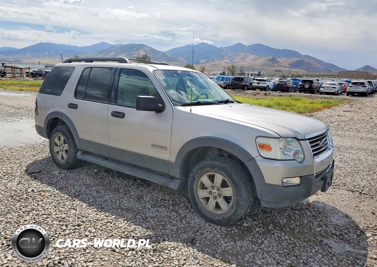 2006 Ford Explorer Xlt VIN:1FMEU73E06UB51346 - 4