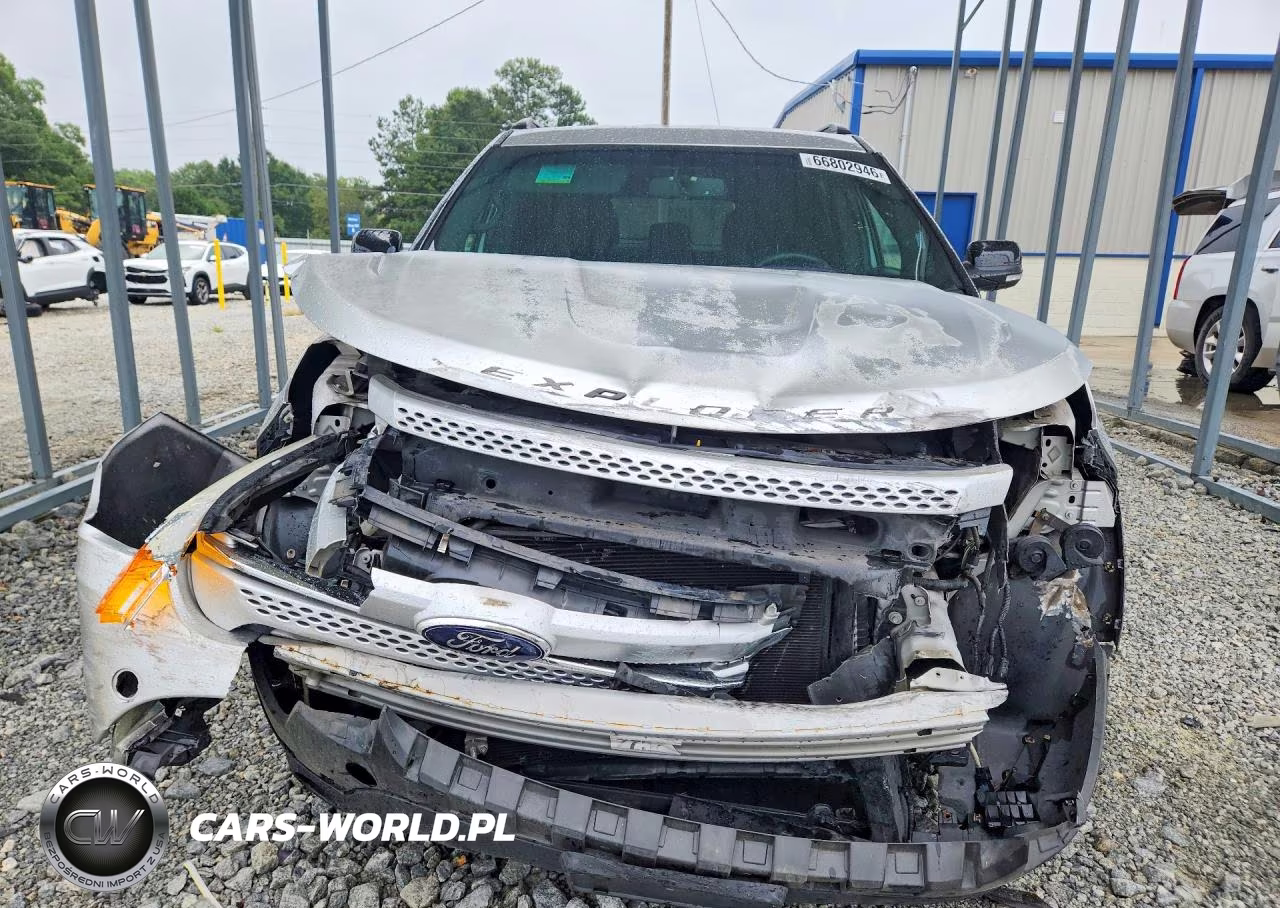 2015 Ford Explorer Xlt VIN:1FM5K7D8XFGB47138 - 5