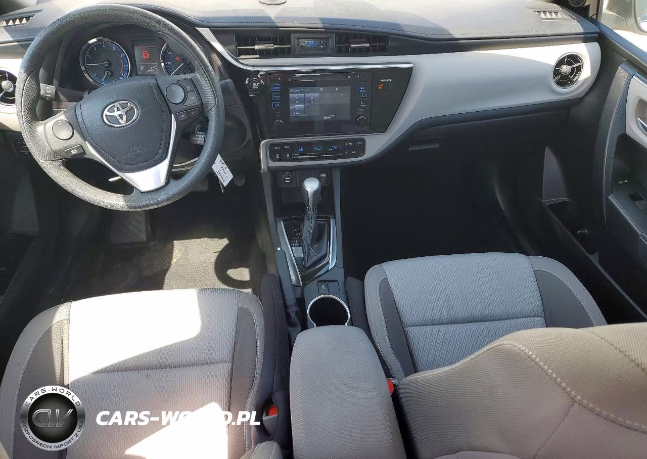 2017 Toyota Corolla Le VIN:5YFBURHE2HP646059 - 8