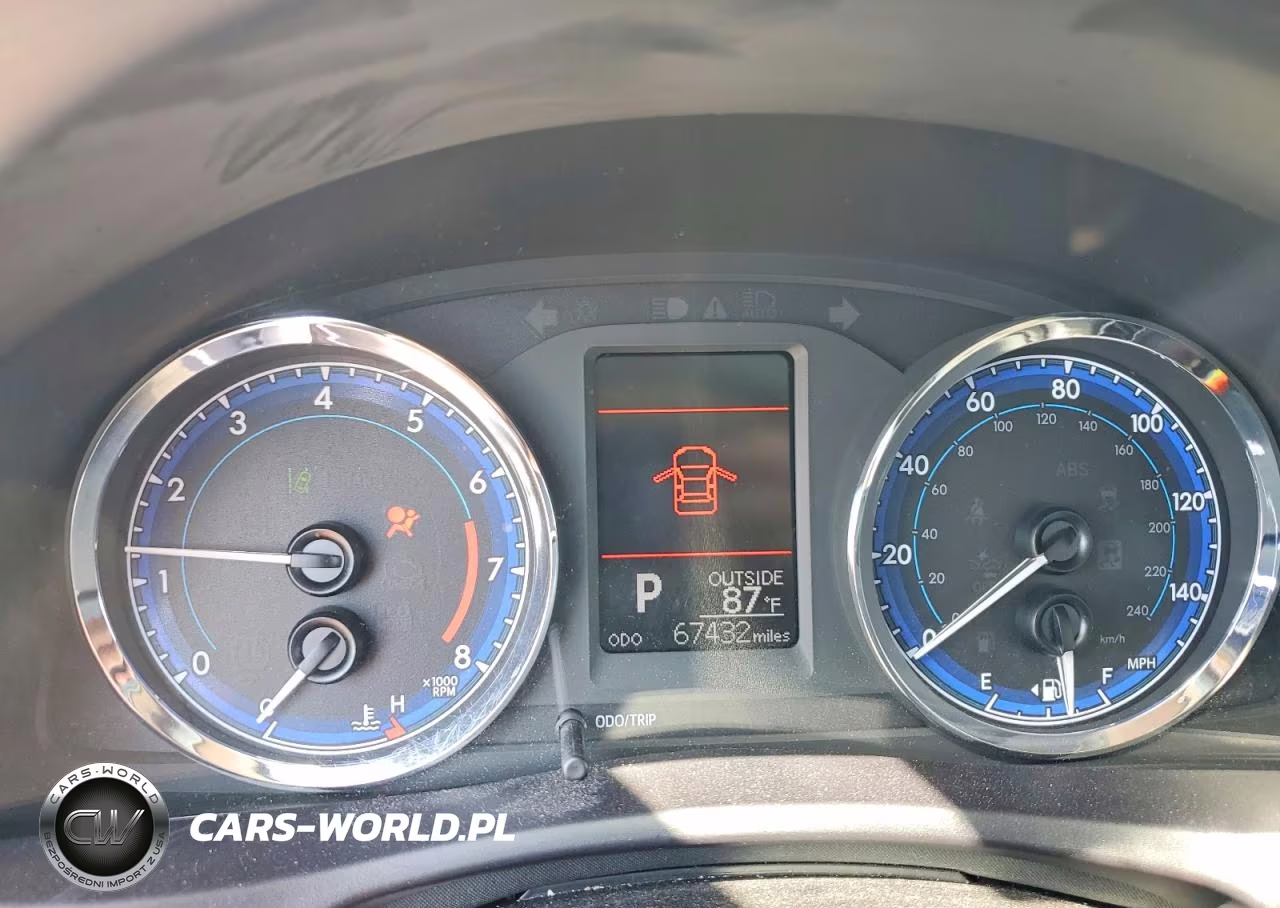 2017 Toyota Corolla Le VIN:5YFBURHE2HP646059 - 9