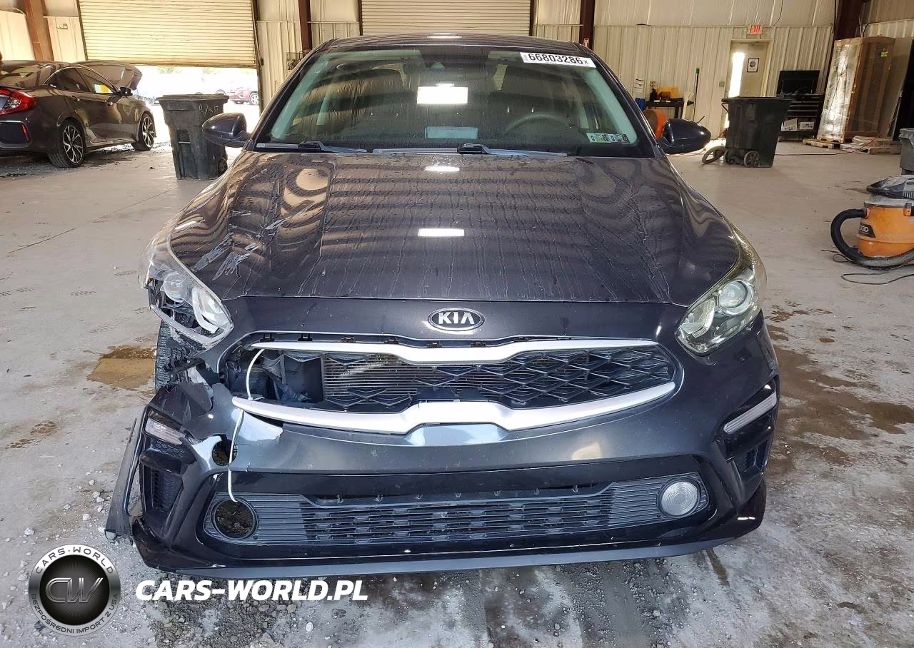 2019 Kia Forte Lxs VIN:3KPF24AD6KE103253 - 5