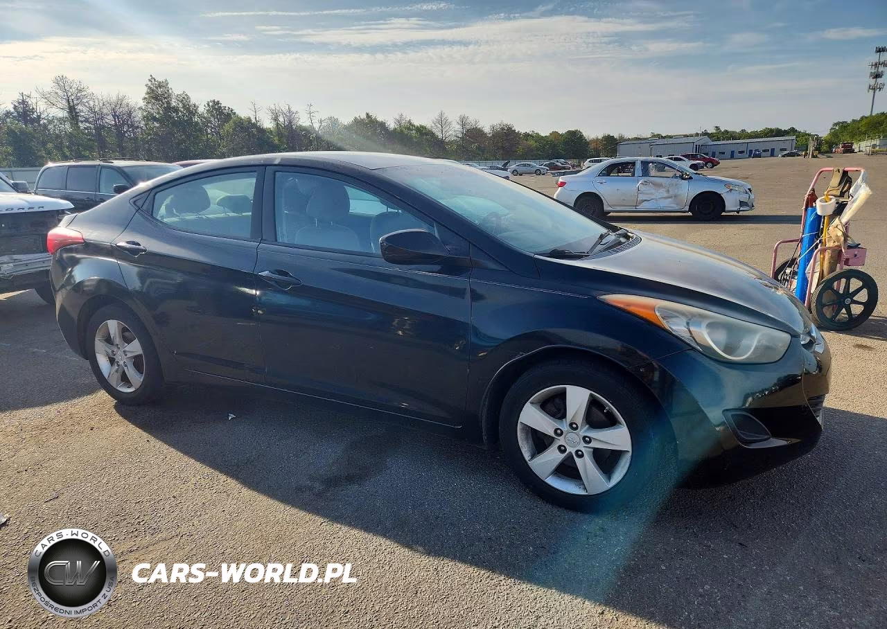 2011 Hyundai Elantra Gls VIN:KMHDH4AEXBU089305 - 4