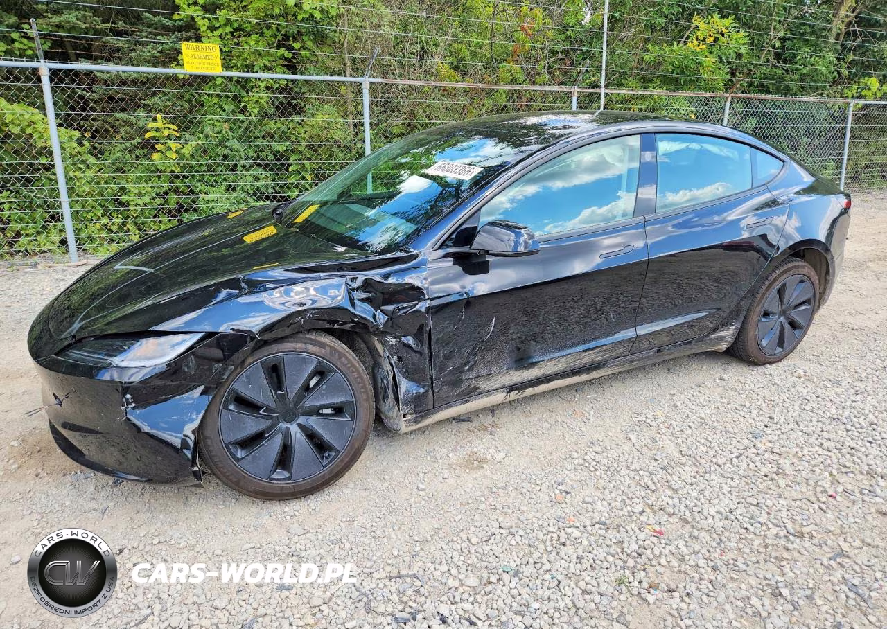 2026 Tesla Model 3 VIN:5YJ3E1EB9TF179918 - 1