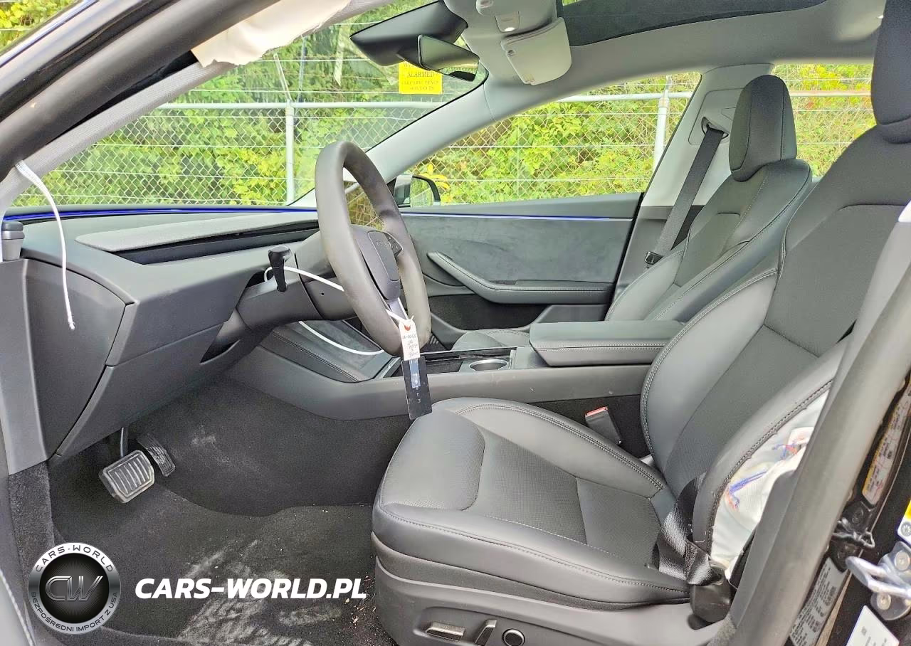 2026 Tesla Model 3 VIN:5YJ3E1EB9TF179918 - 7