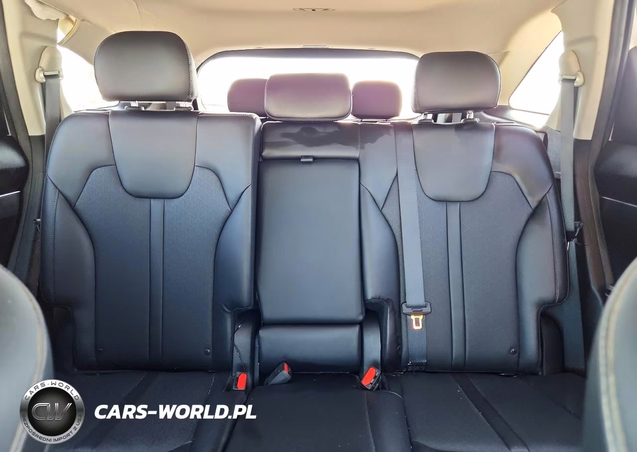 2021 Kia Sorento S VIN:5XYRLDLC0MG070979 - 10