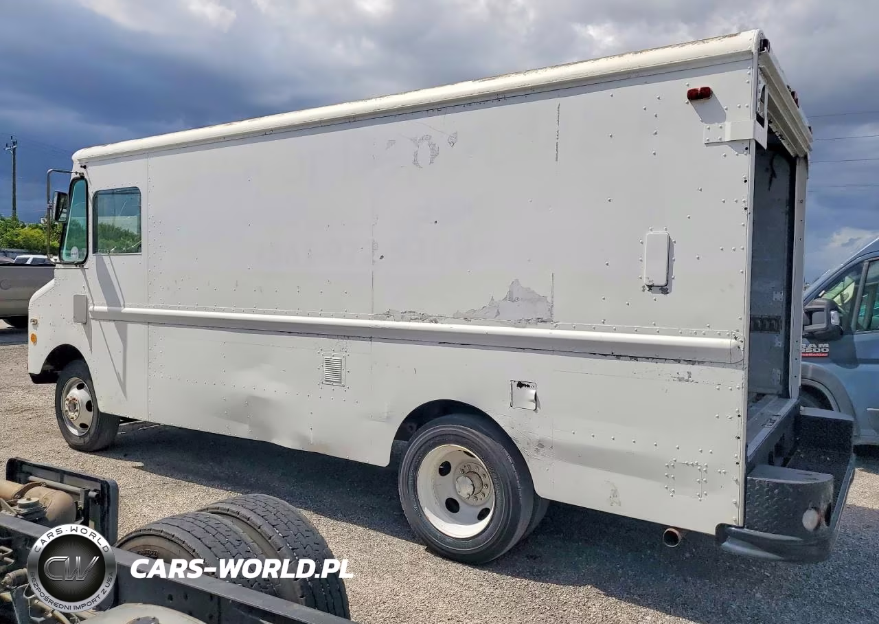 1993 Chevrolet P30 - Van Cab And Chassis VIN:1GBKP32K4P3324120 - 2