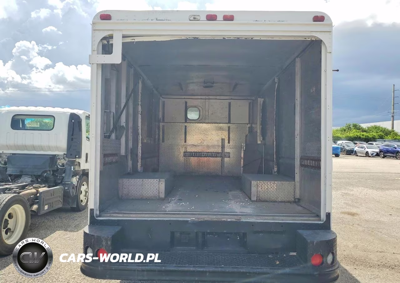 1993 Chevrolet P30 - Van Cab And Chassis VIN:1GBKP32K4P3324120 - 6