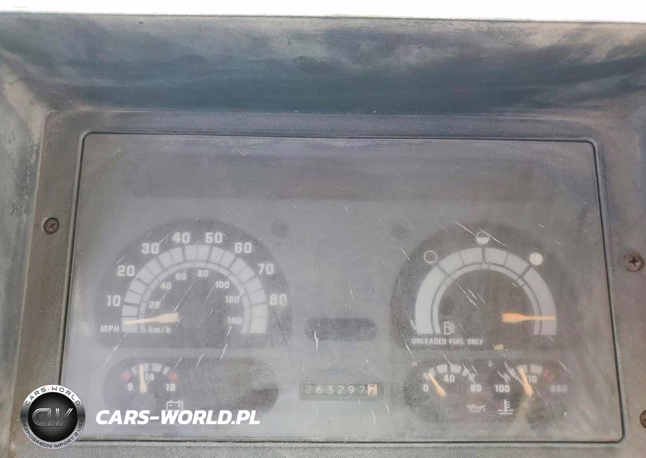 1993 Chevrolet P30 - Van Cab And Chassis VIN:1GBKP32K4P3324120 - 9