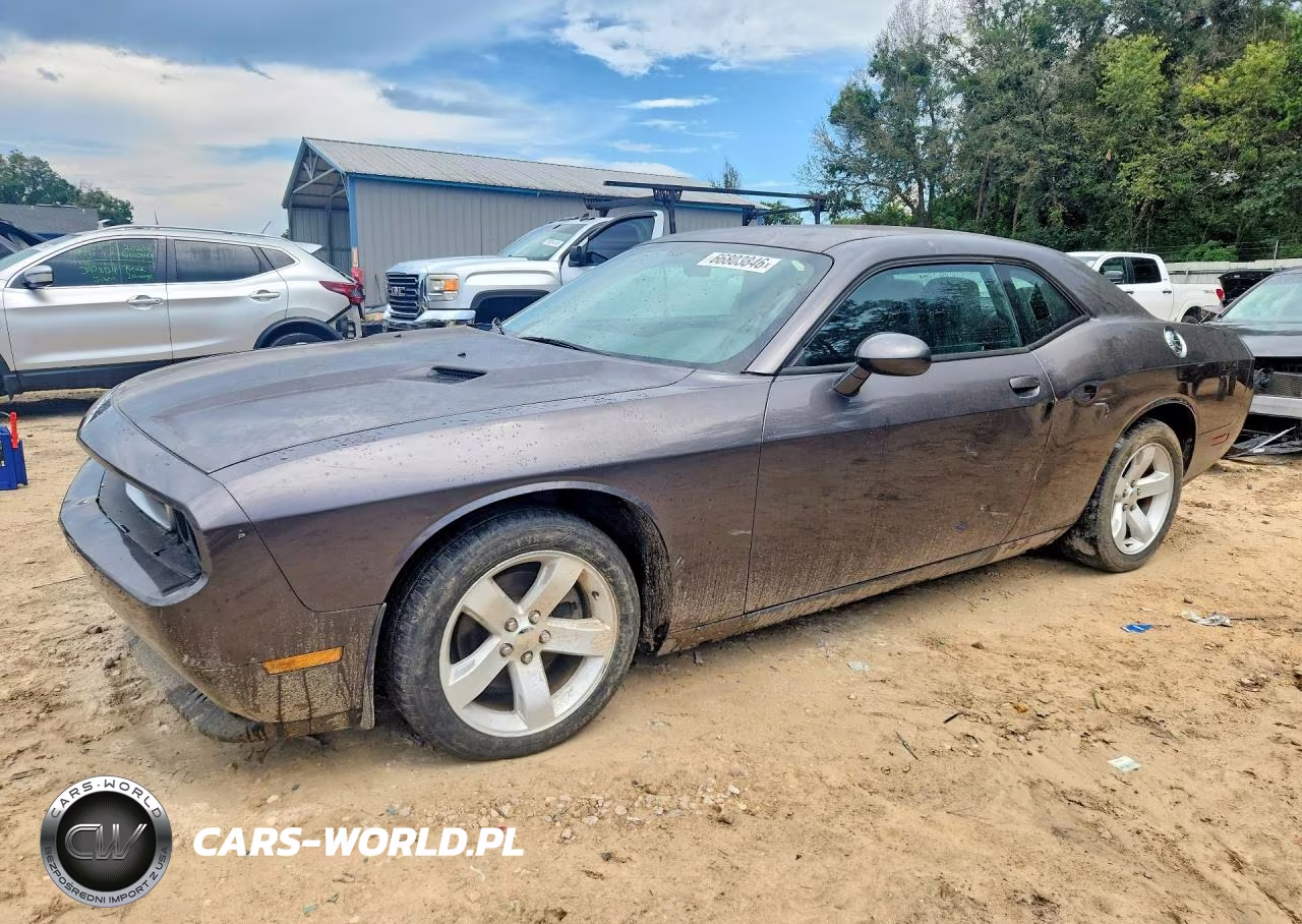 2014 Dodge Challenger Sxt – zdjęcie 1 z 12