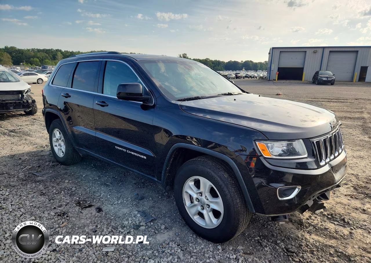 2016 Jeep Grand Cherokee Laredo VIN:1C4RJEAG8GC472808 - 4