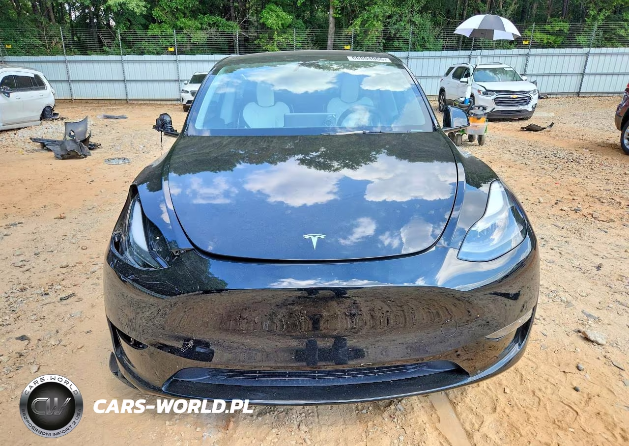 2024 Tesla Model Y VIN:7SAYGDEE3RA270574 - 5