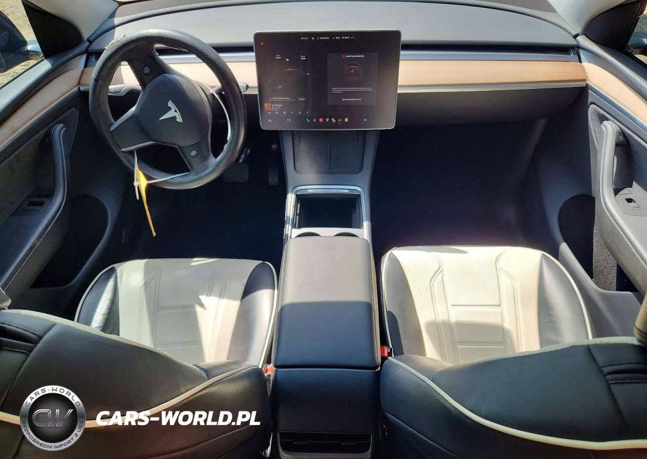 2024 Tesla Model Y VIN:7SAYGDEE3RA270574 - 8