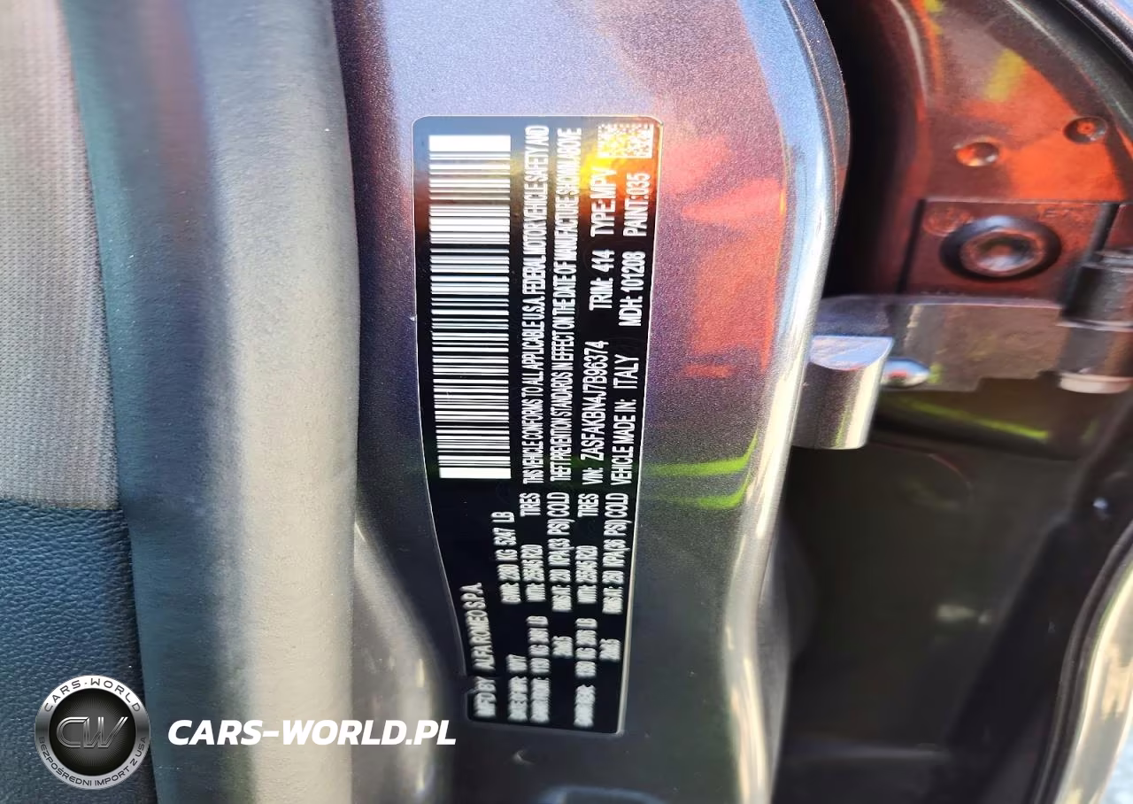 2018 Alfa Romeo Stelvio Ti VIN:ZASFAKBN4J7B96374 - 13