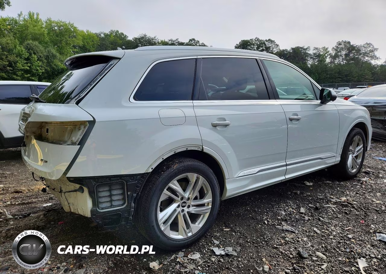 2021 Audi Q7 Premium Plus VIN:WA1LXAF72MD014672 - 3