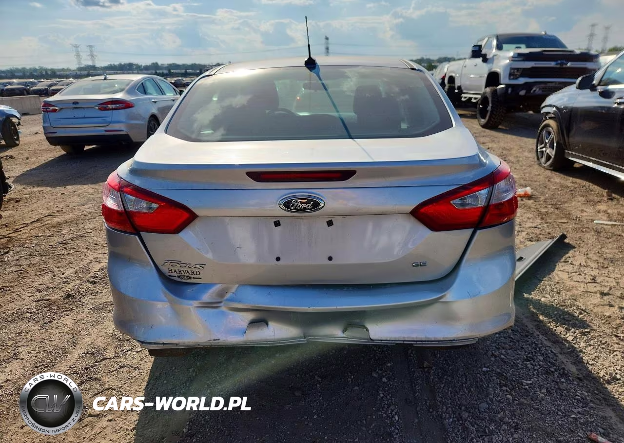 2012 Ford Focus Se VIN:1FAHP3F26CL176021 - 6