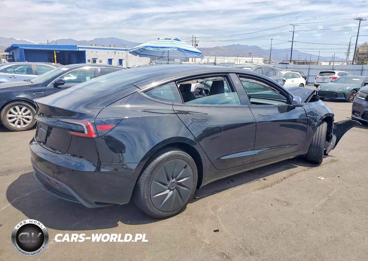 2026 Tesla Model 3 VIN:5YJ3E1EA1TF198700 - 3