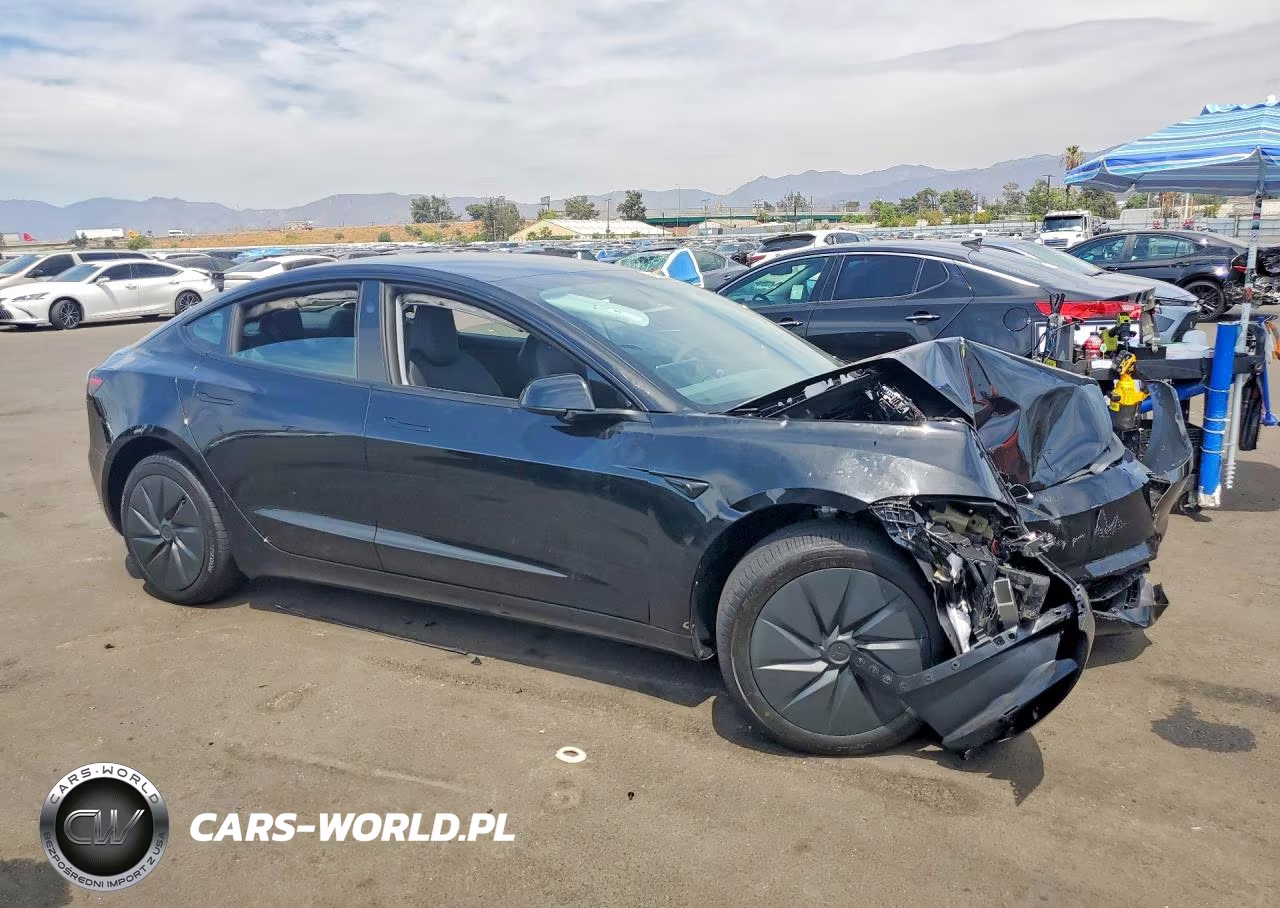 2026 Tesla Model 3 VIN:5YJ3E1EA1TF198700 - 4