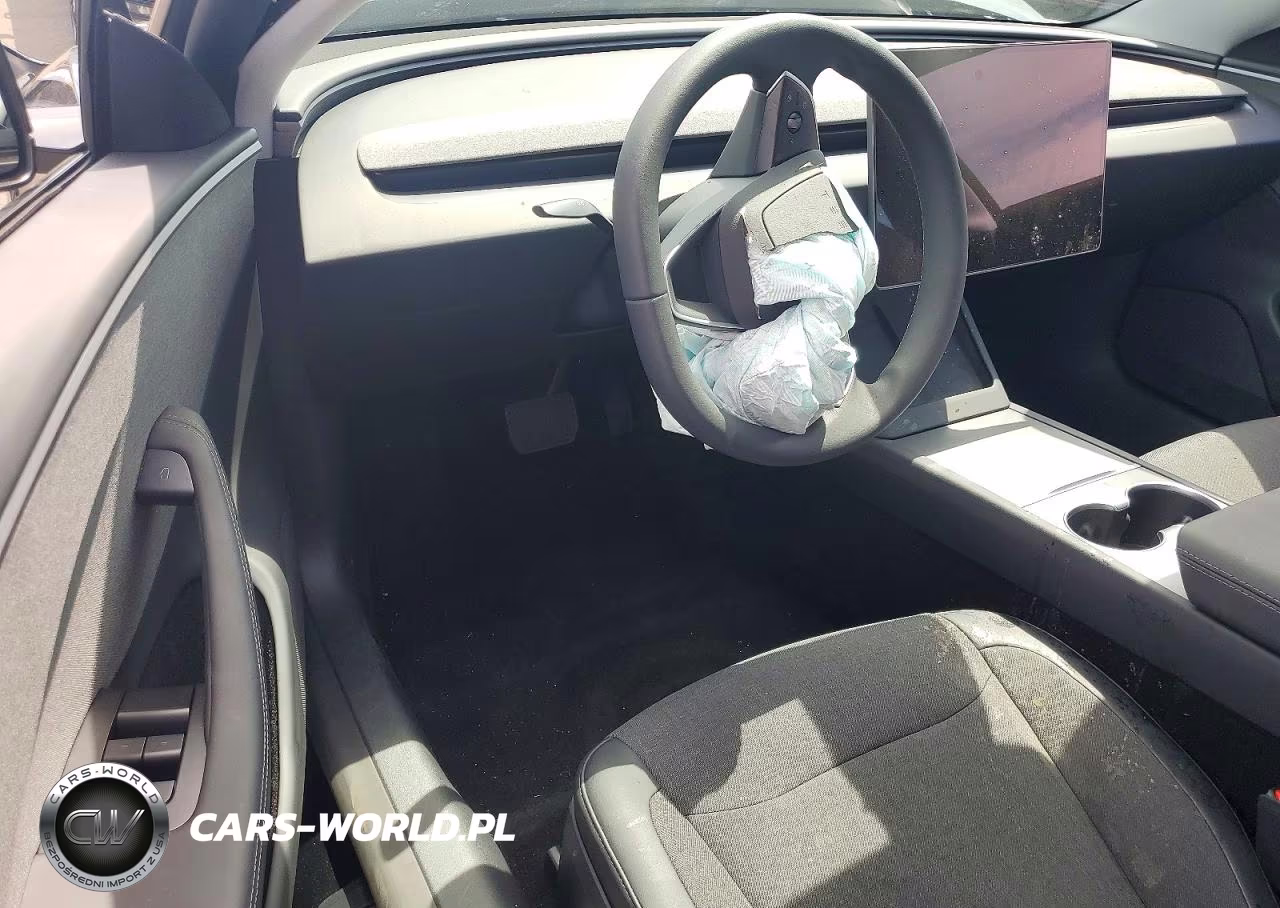 2026 Tesla Model 3 VIN:5YJ3E1EA1TF198700 - 8